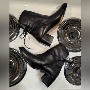 Vintage Fresco by Pierre Black Leather Lace Up Heel Block Heel Ankle Boots Sz 10